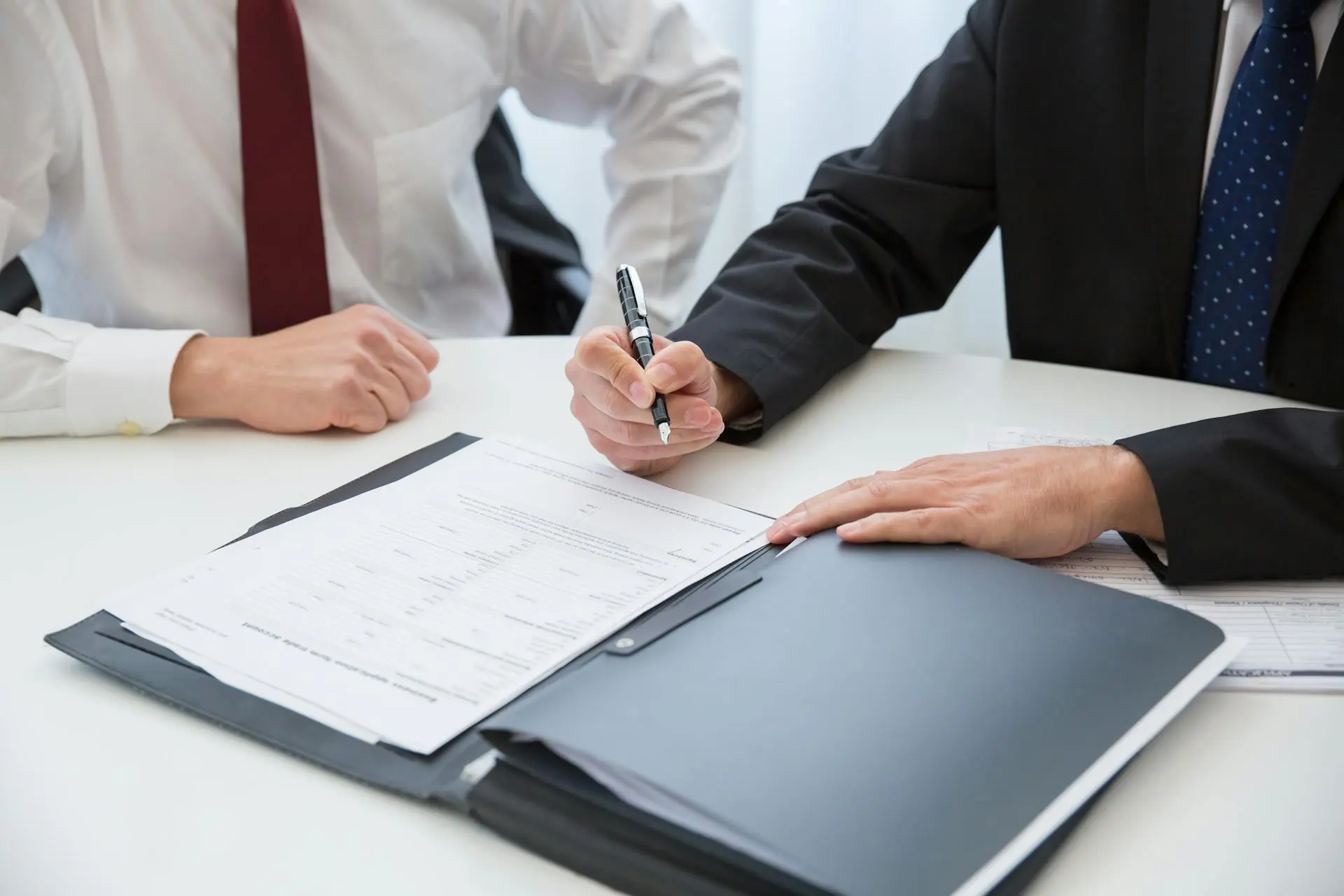 Real estate lawyer in Spain, Comprehensive legal support for real estate transactions in Spain