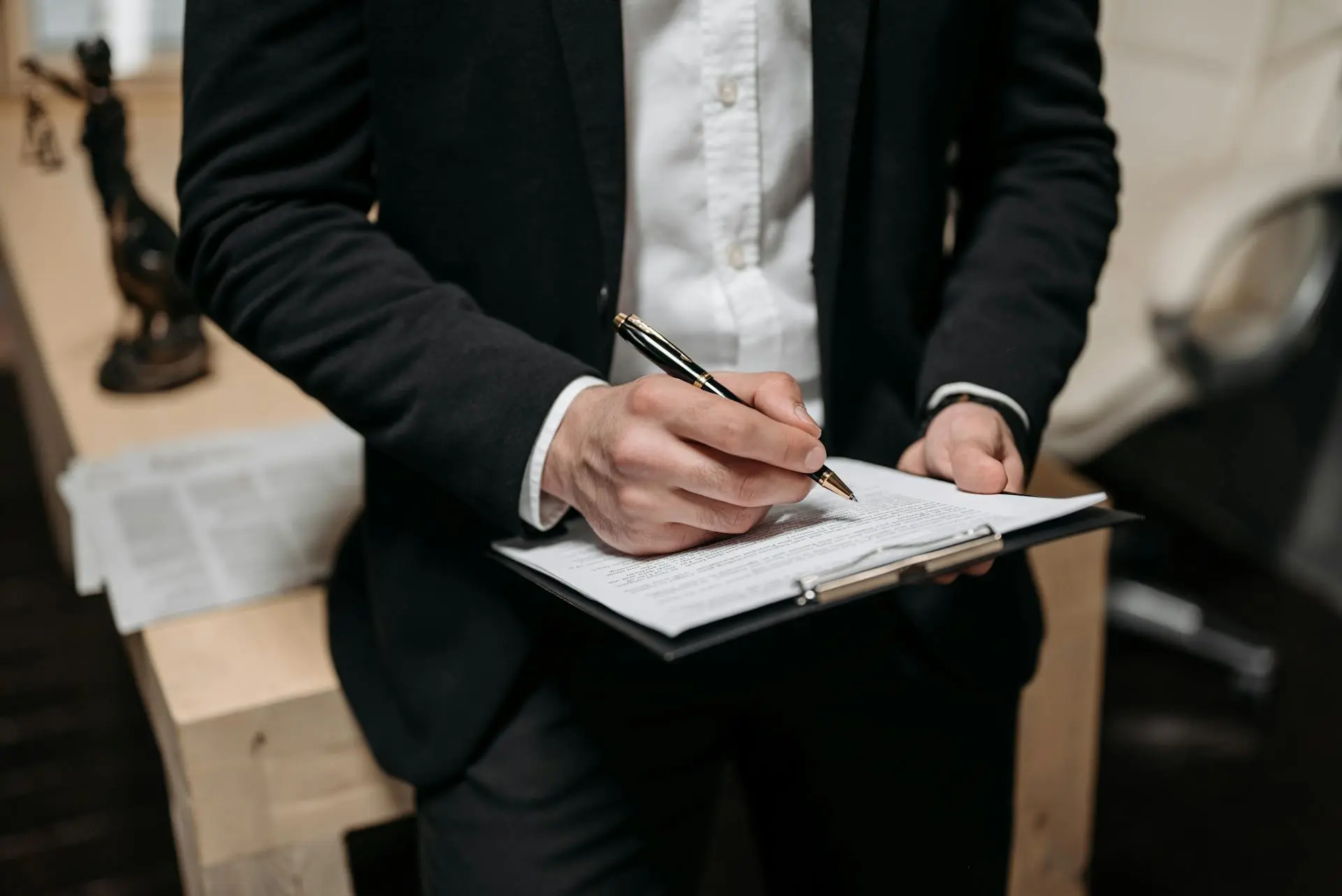 Recouvrement judiciaire, avocat en recouvrement de créances, exécution des créances par voie judiciaire